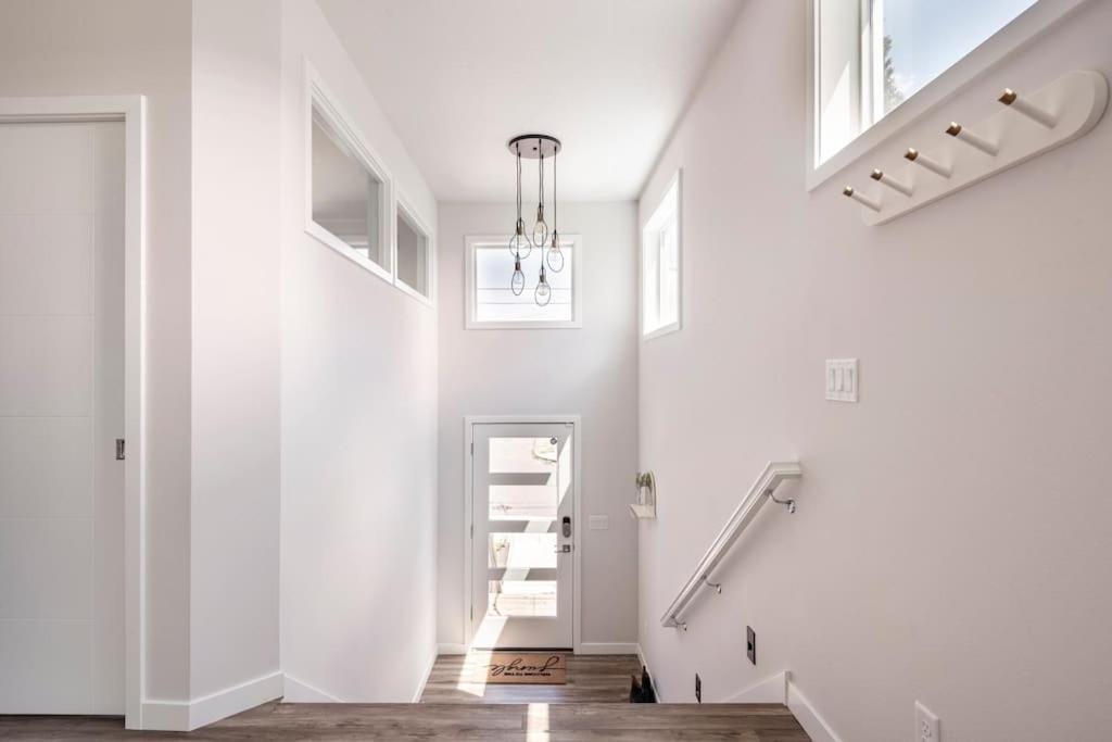 Comfy Family Home, Walkable Neighborhood + Patio! Portland Buitenkant foto
