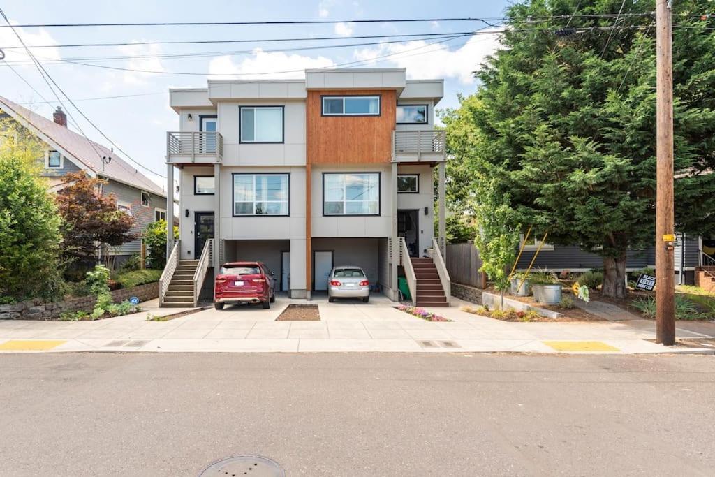 Comfy Family Home, Walkable Neighborhood + Patio! Portland Buitenkant foto