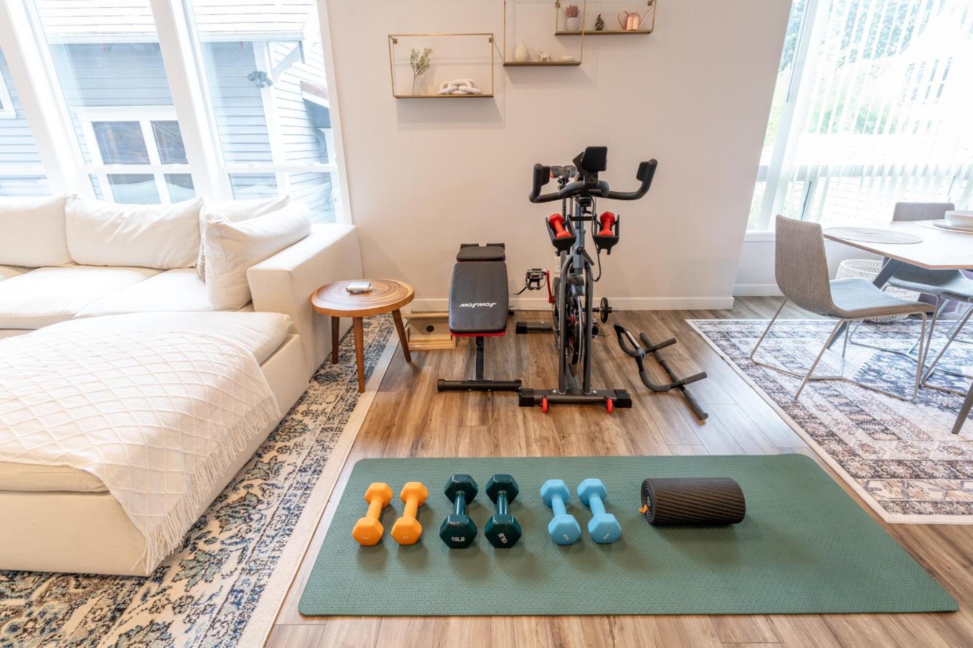 Comfy Family Home, Walkable Neighborhood + Patio! Portland Buitenkant foto