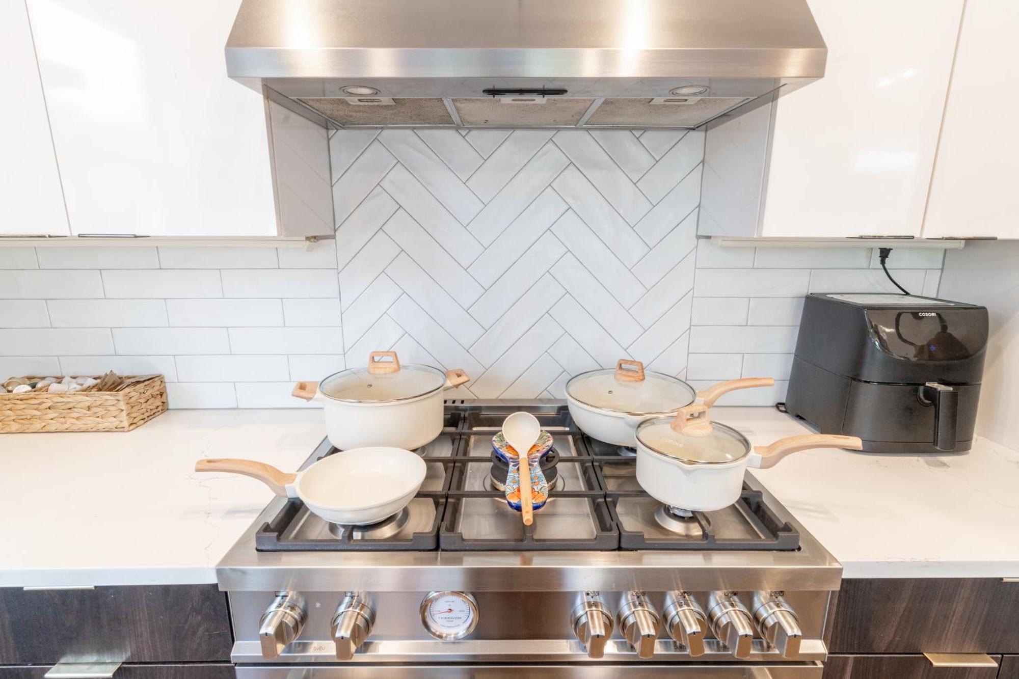 Comfy Family Home, Walkable Neighborhood + Patio! Portland Buitenkant foto